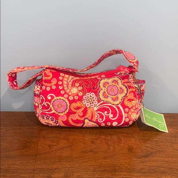 Vera Bradley Handbags - Vera Bradley Maggie Bag